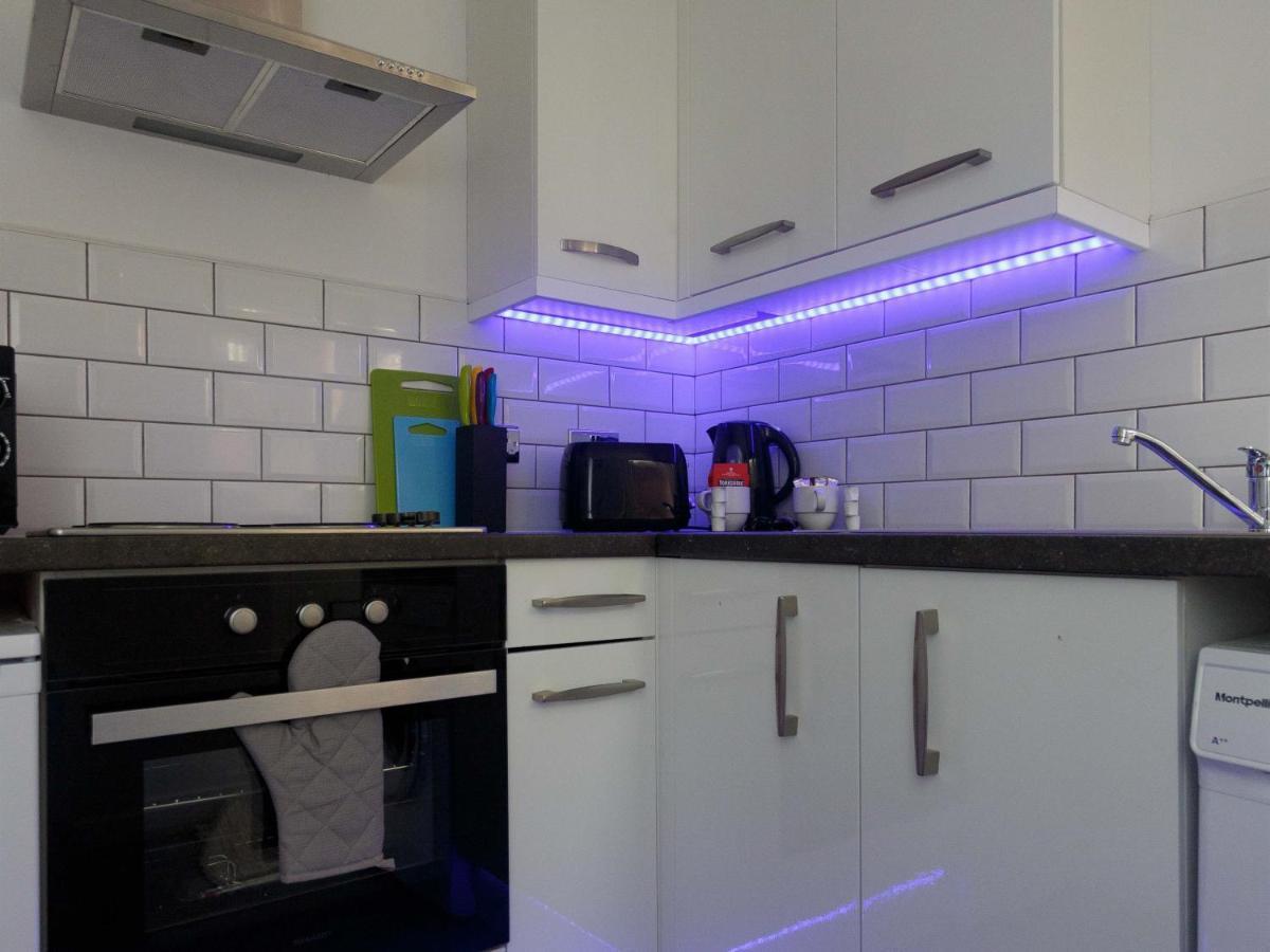 City Hospital Apartments ลีดส์ ภายนอก รูปภาพ